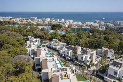 Chalet en Altos de Estepona