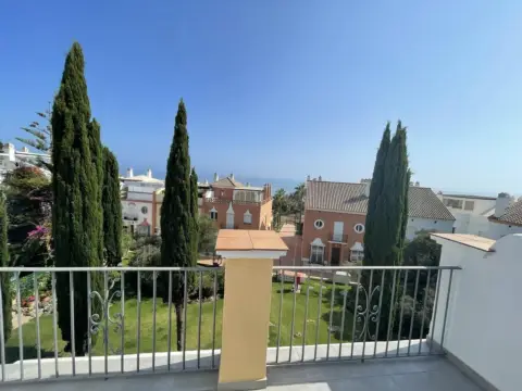 Casa pareada en Bahía de Marbella