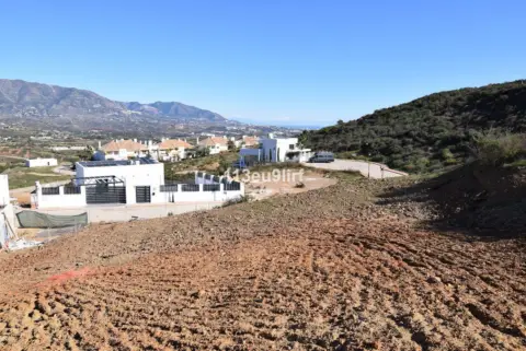 Terreno en Riviera del Sol