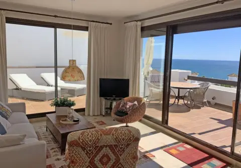 Ático en Playa La Alcaidesa