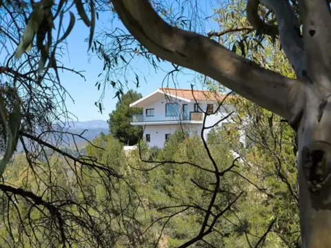 Chalet en Olías