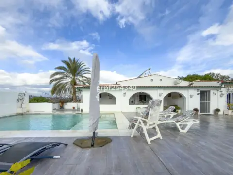 Finca rústica en Costa del Sol