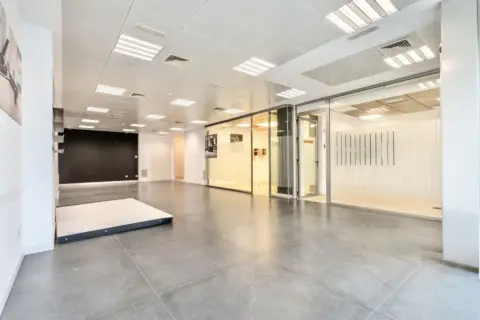 Local comercial en Riviera del Sol