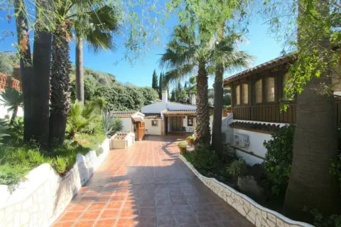 Finca rústica en Riviera del Sol