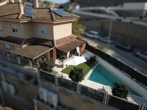 Casa adosada en Malagueta - Monte Sancha
