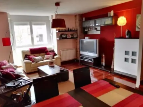 Casa adosada en calle de San Miguel