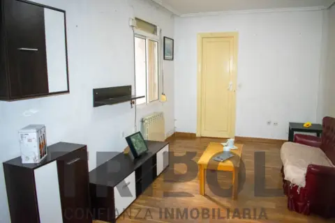 Piso en calle Emilia Pardo Bazán, 3