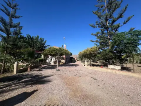 Chalet en Daya Vieja