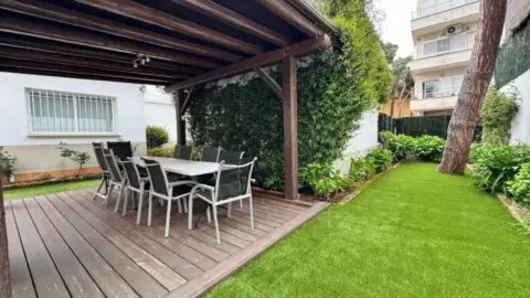 Casa adosada en Carrer de Ntra Sra Fanals