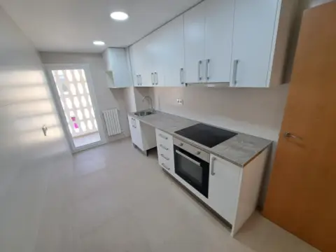 Piso en Paseo de Echegaray y Caballero, 2