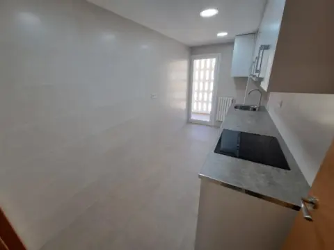 Piso en Paseo de Echegaray y Caballero, 2