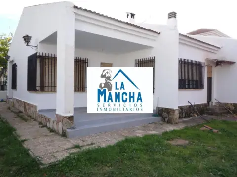 Casa en calle Glorieta de La