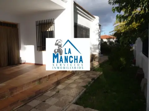 Casa en calle Glorieta de La
