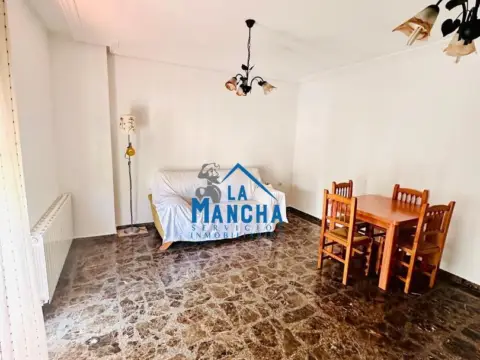 Piso en calle de Cuba