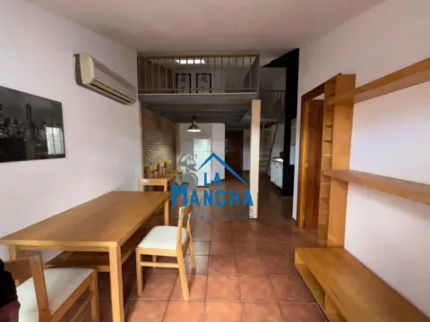 Ático en calle de Agustina de Aragón