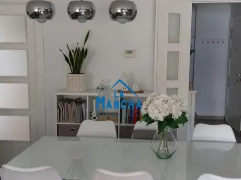Piso en Fiesta del Arbol