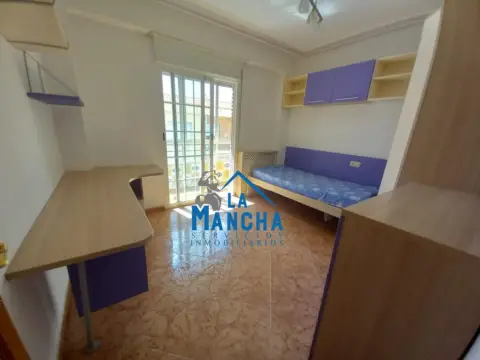 Habitación en Circunvalacion-Carrefour
