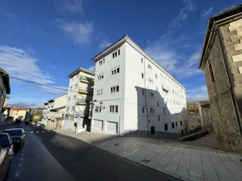 Piso en calle Rd Navarra