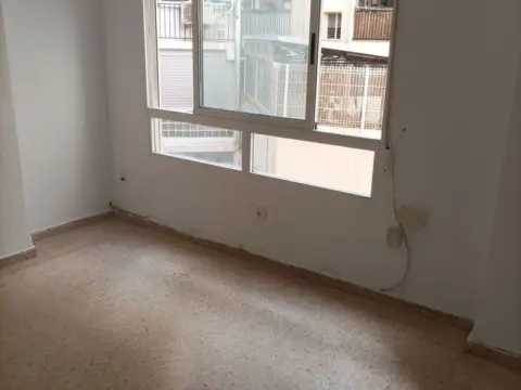 Piso en calle de Chile