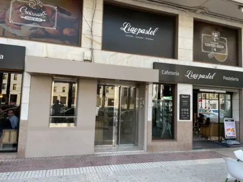 Local comercial en Plaza del Reino