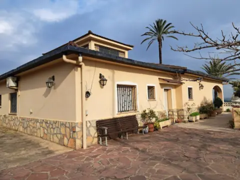 Chalet en Zona La Montañeta