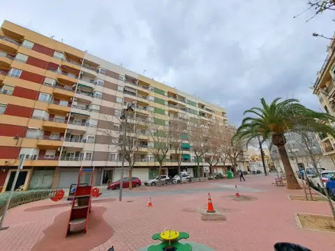 Piso en Plaça de les Germanies