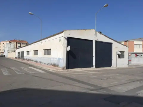 Nave industrial en Ciudad Deportiva
