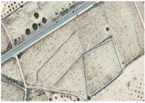 Terreno en Carrtera de Cañada