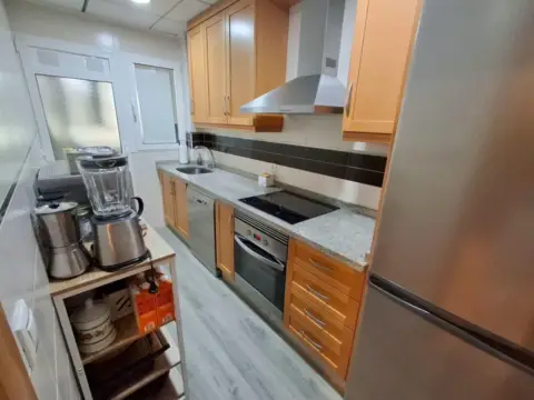 Piso en calle del Escultor Antonio Navarro Santafé