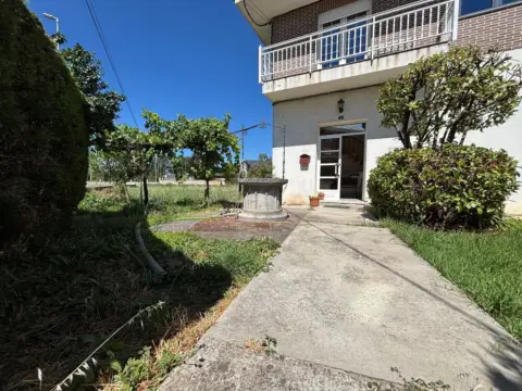 Chalet en Avenida del Bierzo