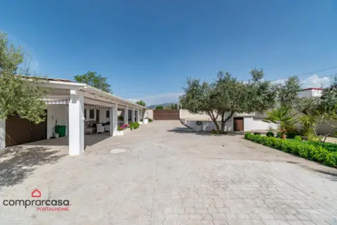 Terreno en calle Arevanal