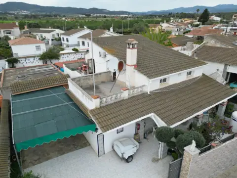 Chalet en Urbanizacion Bonaterra