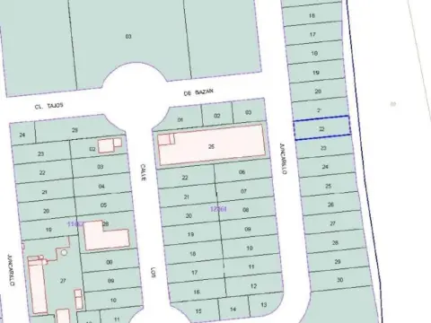 Terreno en calle Los Rubiales