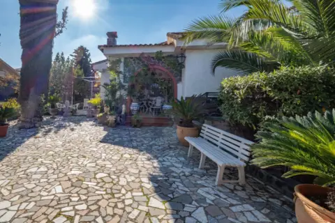 Chalet en Avenida del Suspiro del Moro, 85
