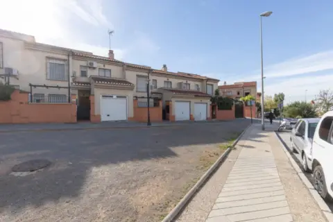 Casa – Granada Capital