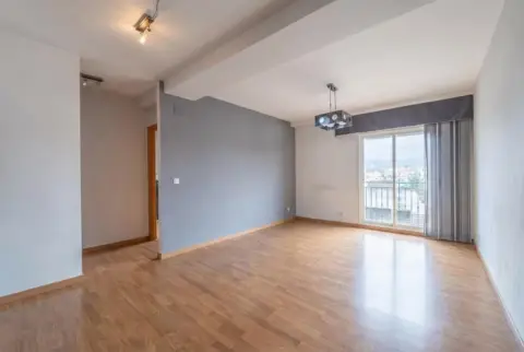 Piso en calle de la Violeta, 1