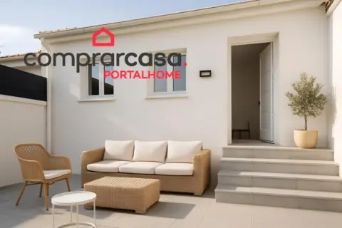 Casa adosada en calle Urb. El Puntal