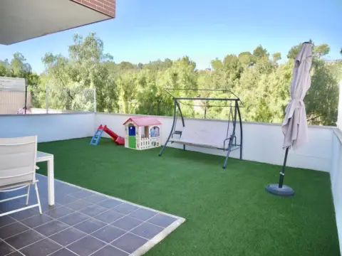 Casa pareada en Torre Guil