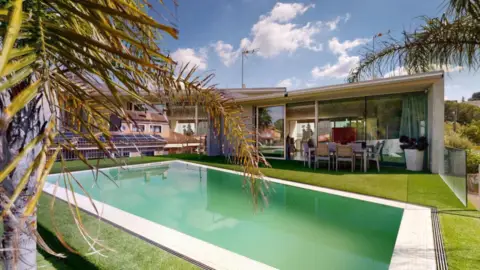 Chalet en Residencial los Romeros