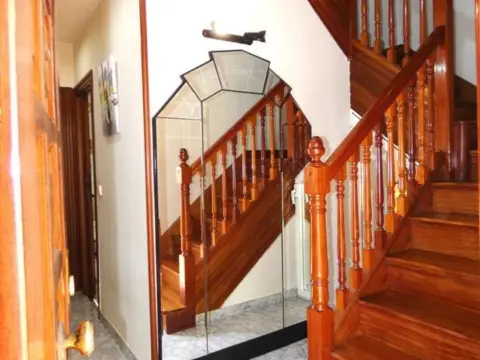 Casa adosada en San Vicente de Barakaldo