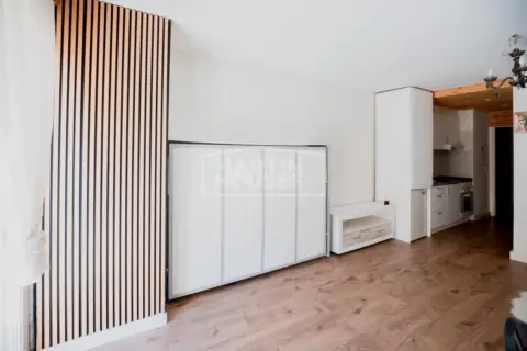 Estudio en calle Carrer de La Solana