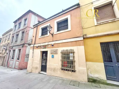 Piso en calle de la Vicaría