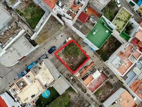 Terreno en calle María Jesús Pérez Morales, 1