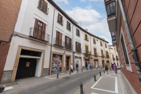 Piso en calle Pavaneras