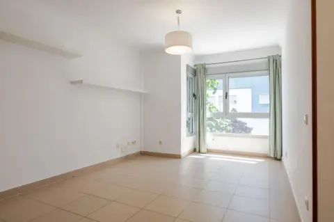 Piso en calle de Juan Hidalgo, 20