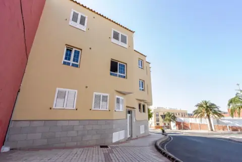 Piso en Avenida de los Artesanos, 9