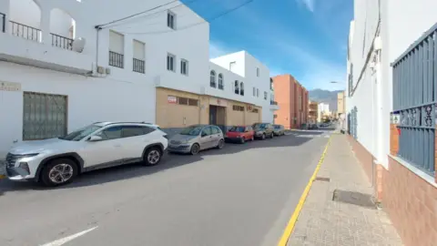 Local comercial en El Ejido