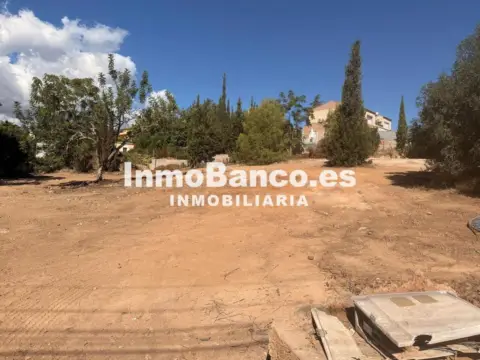 Terreno en calle Río Júcar