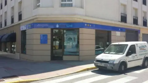 Local comercial en Las Palmeras