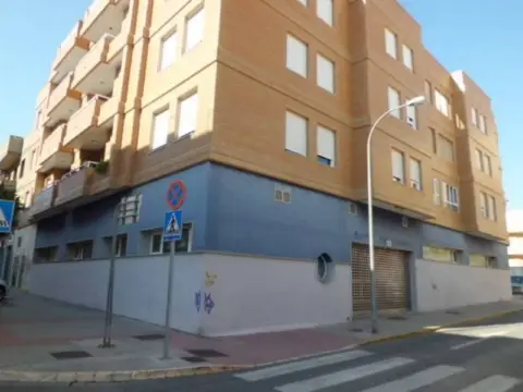 Local comercial en El Ejido